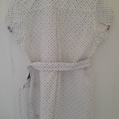 Shirt with polka dots and hearts like new, size M, black and white