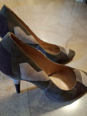 Leather high heel shoes in olive and brown shades, size 39