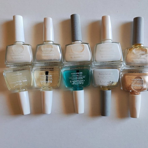 Seventeen nail polishes new, pack of 10