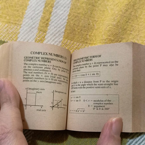Mini book 2500 Maths Formulae used, English