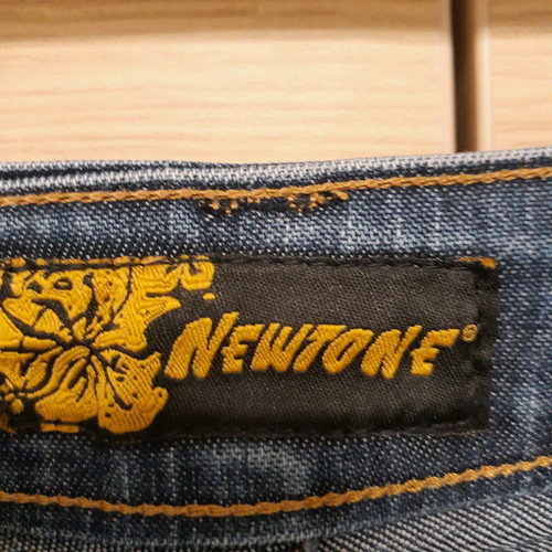Newton denim pants size 30 in good condition with double pockets
