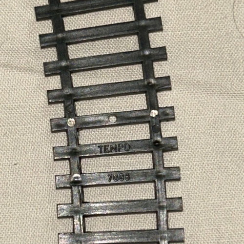 Tempo H0 Santa Fe train tracks like new