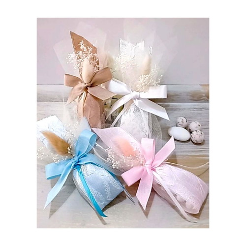 Handmade wedding favors with satin lace and dried flowers, made to order