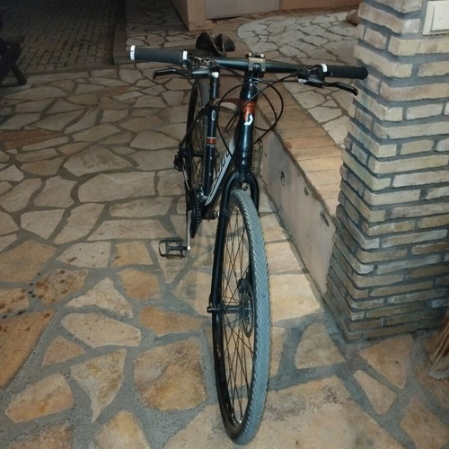 Scott mountain bike like new, 29 inch, disc brakes, black