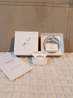 AirPods Pro 2 σαν καινούργια με καλώδιο φόρτισης και ανταλλακτικά καλύμματα