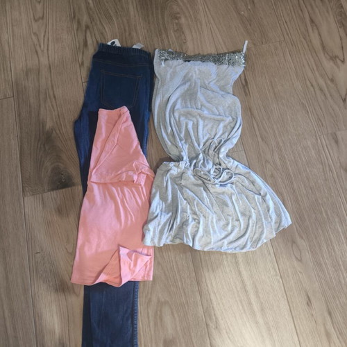 Women's clothes bundle used, sizes Small and Medium, multicolor