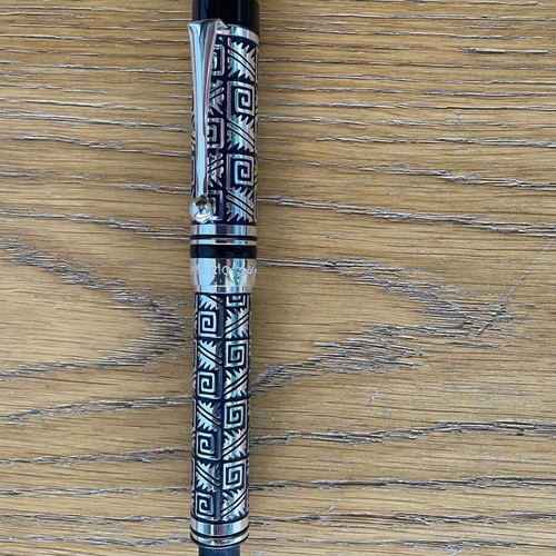 Campo Marzio carved embossed pen in silver and black, like new
