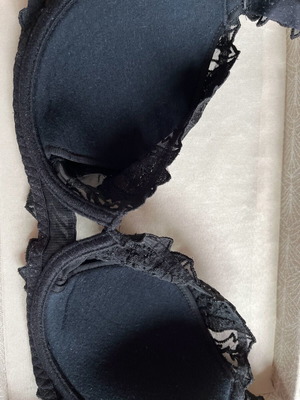 Bra 85 D used, black