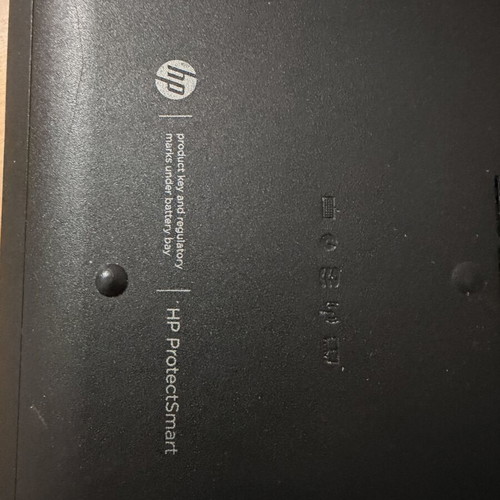 HP Pavilion 17-e laptop used, 17.3 inches