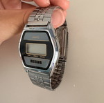 Sanyo vintage digital wristwatch LCD late 70s early 80s