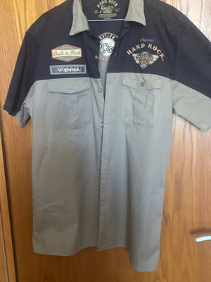 Hard Rock Cafe shirt size L vintage, used, beige