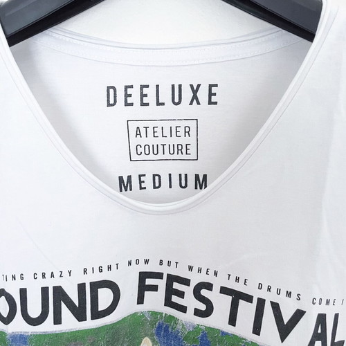Deeluxe T-shirt short sleeve Medium like new, white