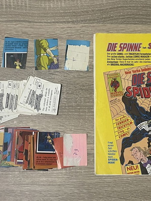 Teenage Mutant Hero Turtles comic magazine no. 10 with Panini stickers