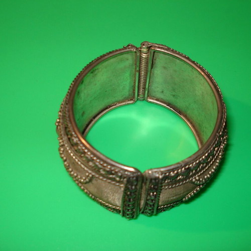 Vintage bracelet used