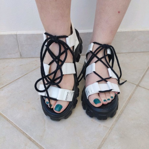 Sandals used No.38 white with black