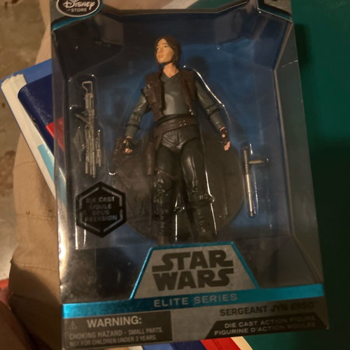 Star Wars Elite Series Sergeant Jyn Erso figure new, Disney Store exclusive