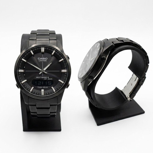 Watch display stand new in minimal design