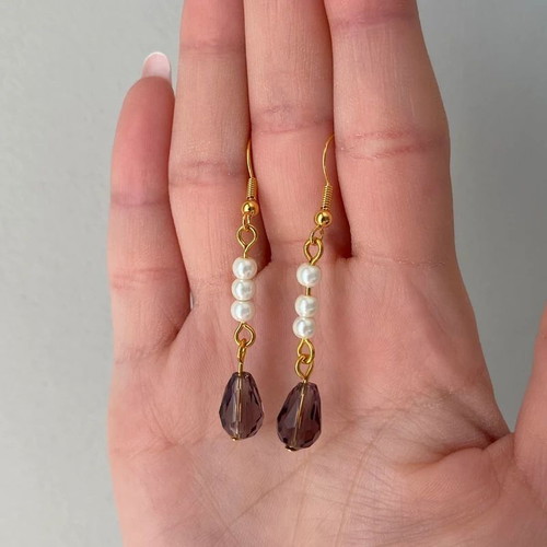Handmade coquette vintage-like earrings made to order with pearls and crystal