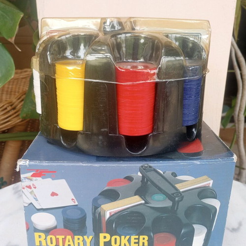 Rotary set 200 poker chips with 2 decks new