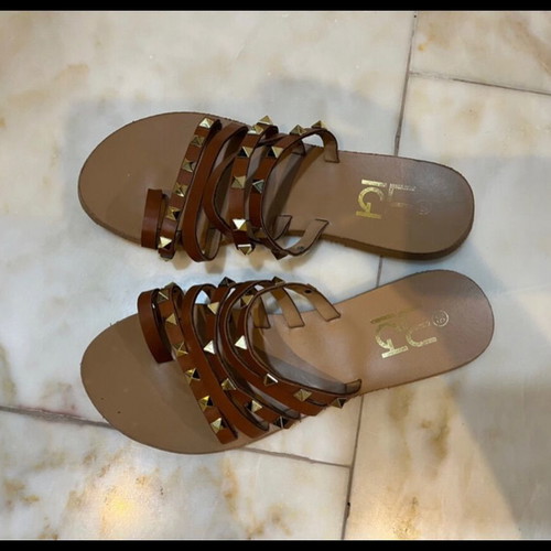Luigi brown sandals with studs like new, size 39