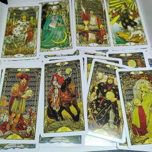Golden Art Nouveau Tarot deck 78 cards like new