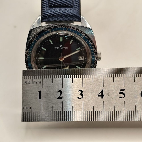 Tempic vintage men's wristwatch, new old stock