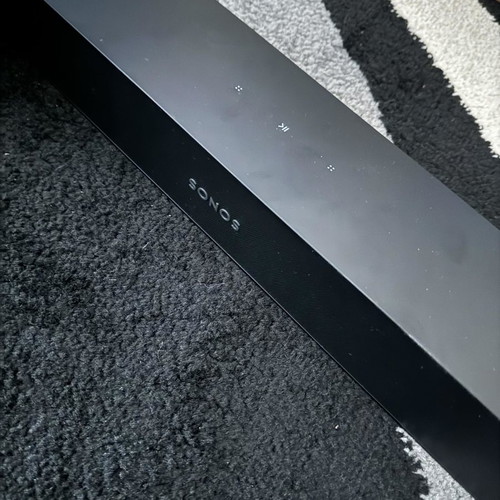 Sonos Ray Soundbar 2.0 and Sonos Era 100 speaker used, black