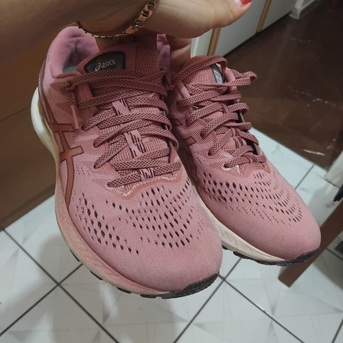 Asics Gel Kayano sneakers size 41.5 like new, pink