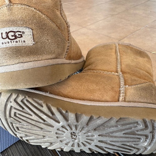 Ugg authentic tan beige boots used size 35