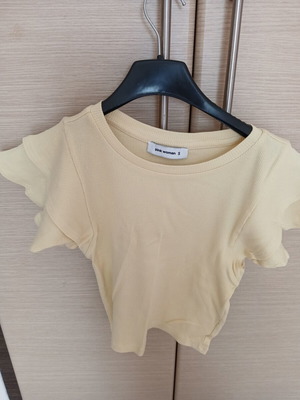 Pink Woman crop blouse like new, yellow, size S