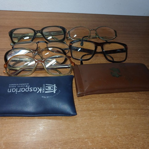 Eyeglasses used, pack all together