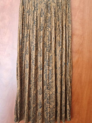 Pleated leather-effect snake print skirt Zara like new, brown XS