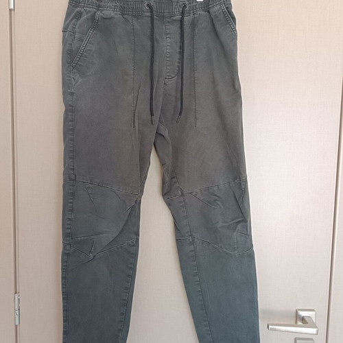 Pull & Bear pants used, size S, black