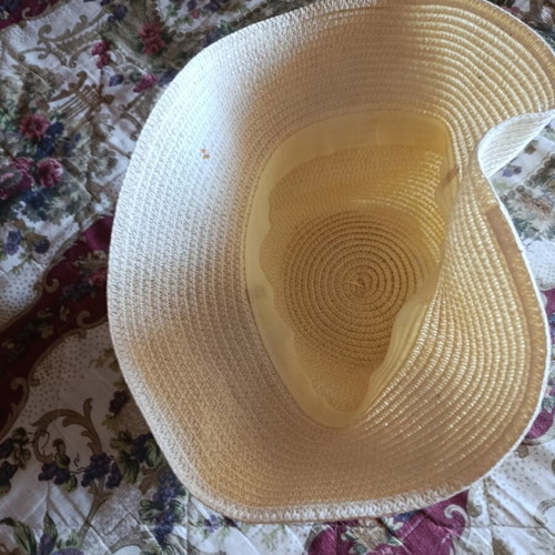 Women's straw hat used, size 54, white