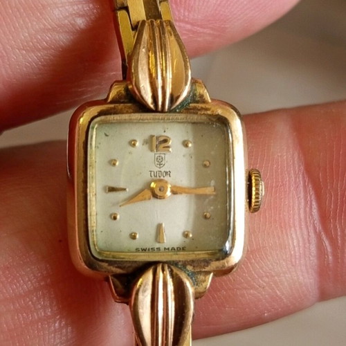 Tudor wristwatch women's used vintage 1940s gold color