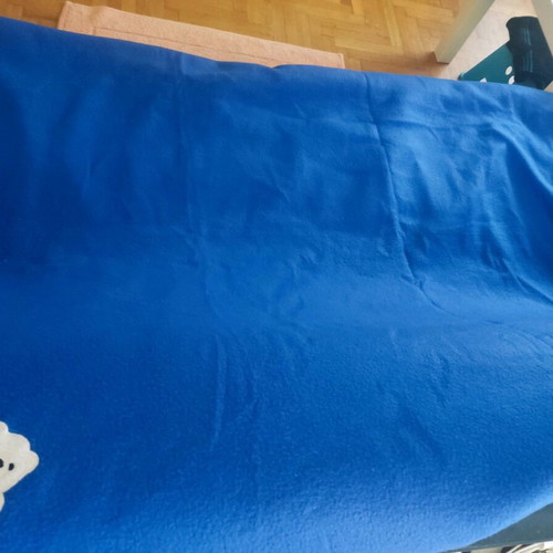 Argoodaki fleece blanket almost unused