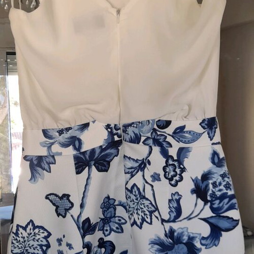 Dress like new, size small