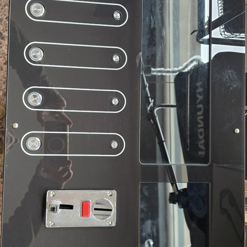 Automatic perfume vending machine with touchscreen and coin acceptor