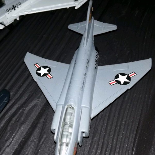 Maisto collectible metal fighter planes used, pack of 5
