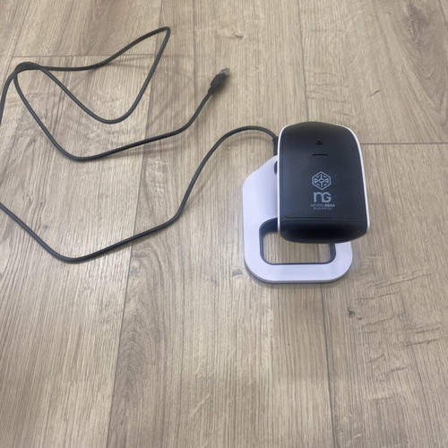 Neural Gear wireless scanner model NG-BARC2DW like new with charging base