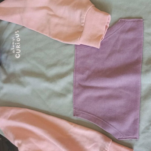 H&M tracksuits like new, pack of 2, ages 5-7, beige and blue