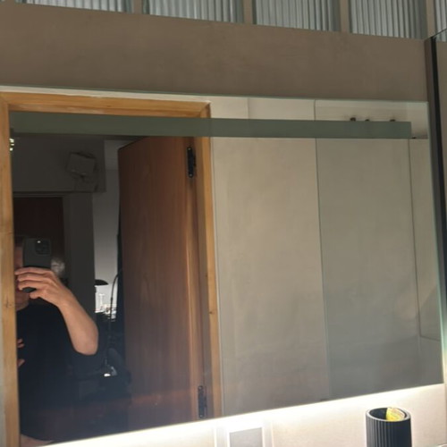 Καθρέφτης με φως σαν καινούργιο 50x73