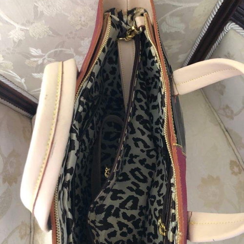 Elizabeth George handbag like new