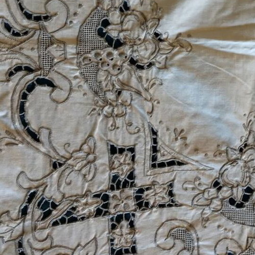 Cotton tablecloth with embroidery, new, 122/123 cm, ecru