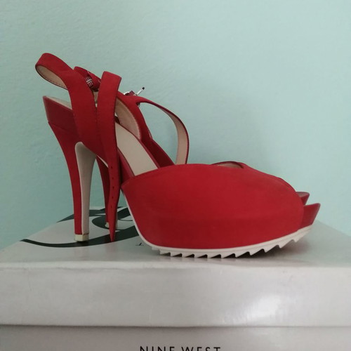 Nine West sandals new, coral, size 41, 10.5 cm heel