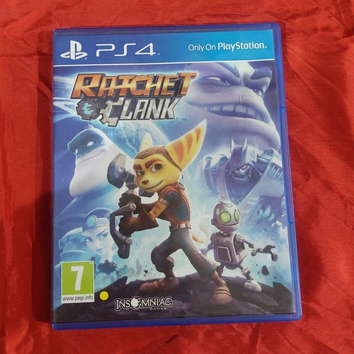 PlayStation 4 games like new, pack of 3 titles