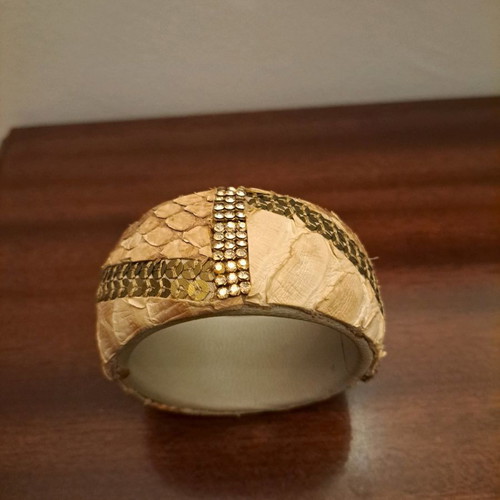 Bracelet used