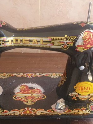 Ideal sewing machine like new, fully functional