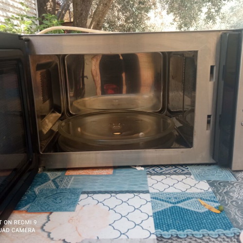 AEG Microwave Oven with Grill 900W Inox like new