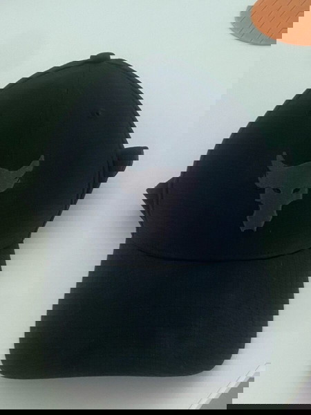 Under Armour μαύρο καπέλο